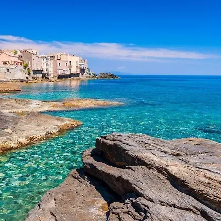 Ground Floor Of * Brando