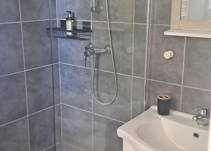 Ground Floor Of アパート ブランド